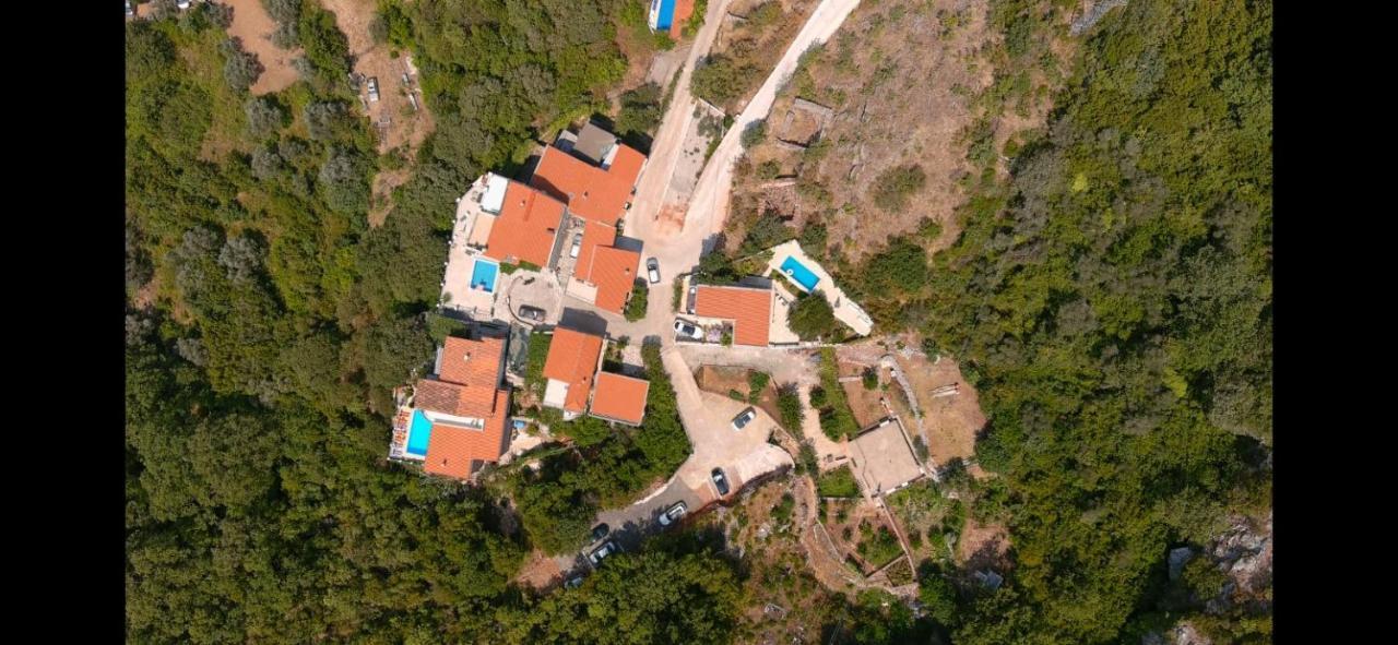 Apartments Villa Cucuk Budva Luaran gambar