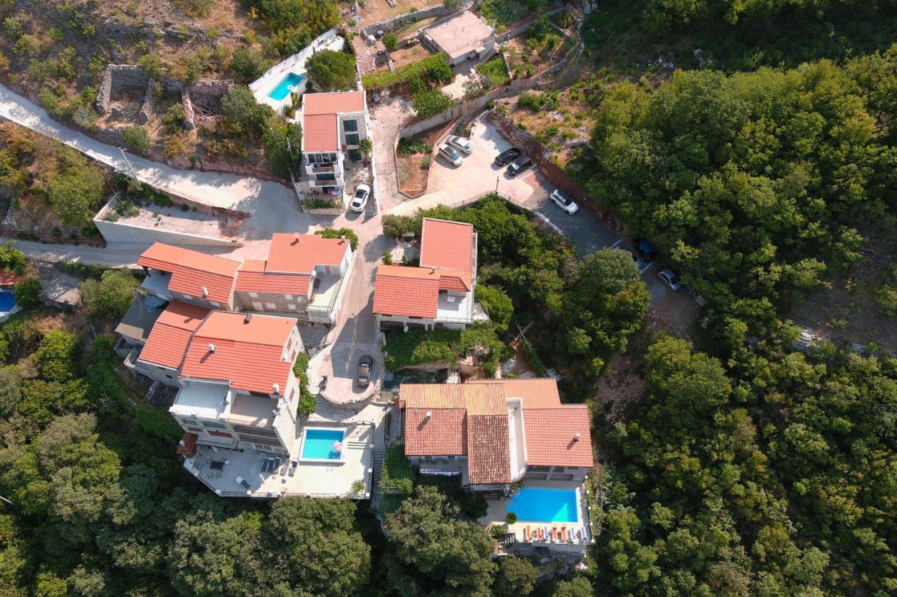 Apartments Villa Cucuk Budva Luaran gambar
