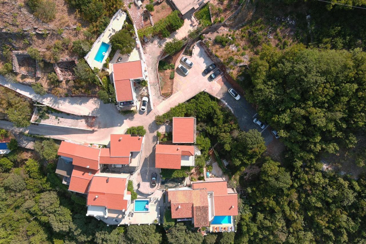 Apartments Villa Cucuk Budva Luaran gambar