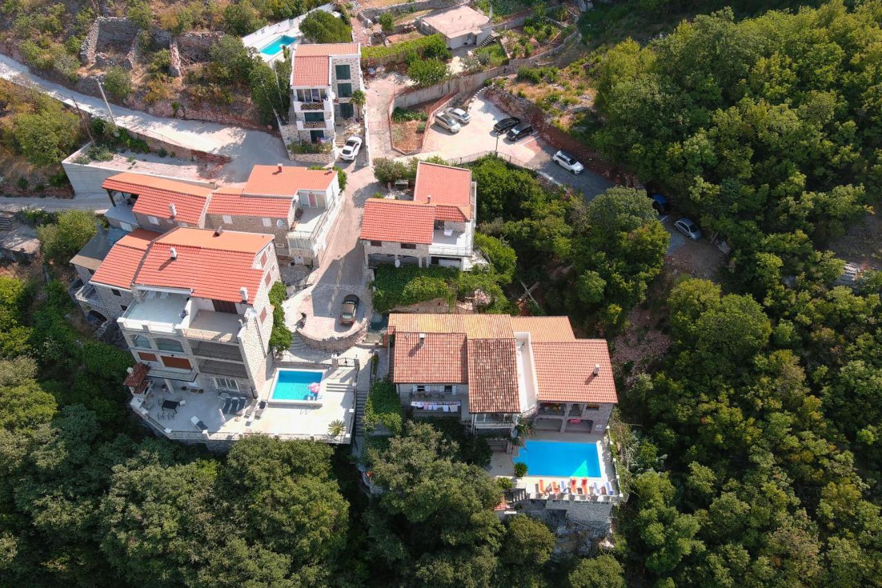 Apartments Villa Cucuk Budva Luaran gambar