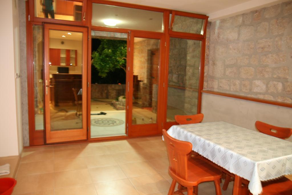 Apartments Villa Cucuk Budva Luaran gambar