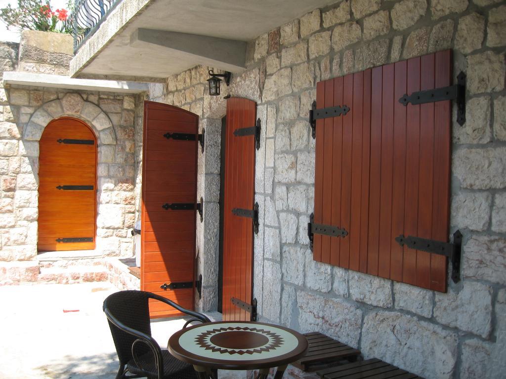 Apartments Villa Cucuk Budva Luaran gambar
