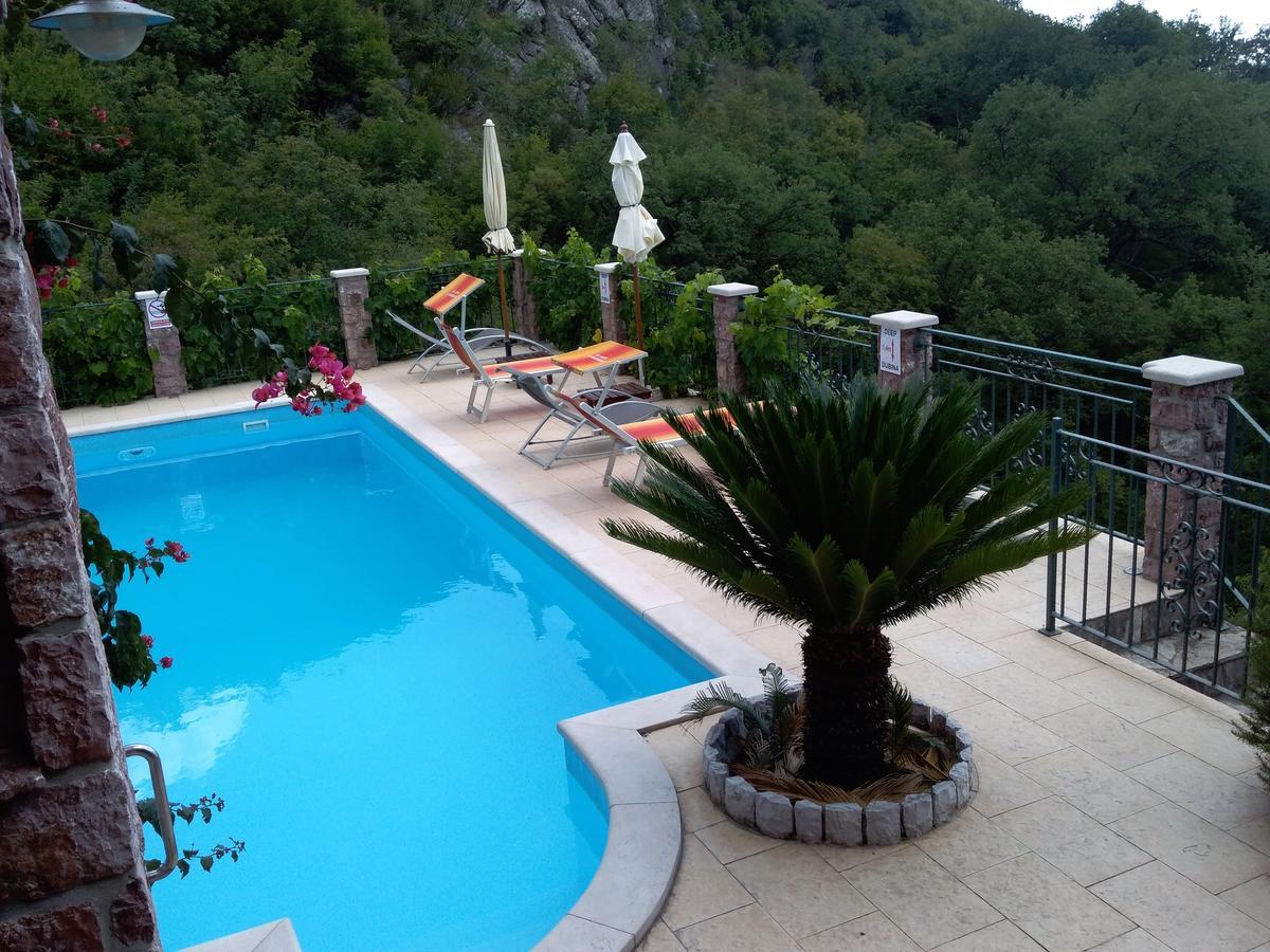 Apartments Villa Cucuk Budva Luaran gambar